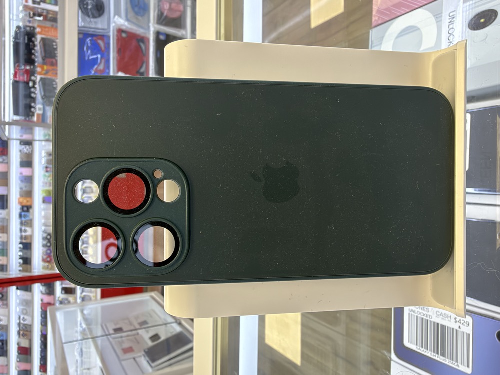 iPhone 16 Case - Frosted Matte - Forest Green