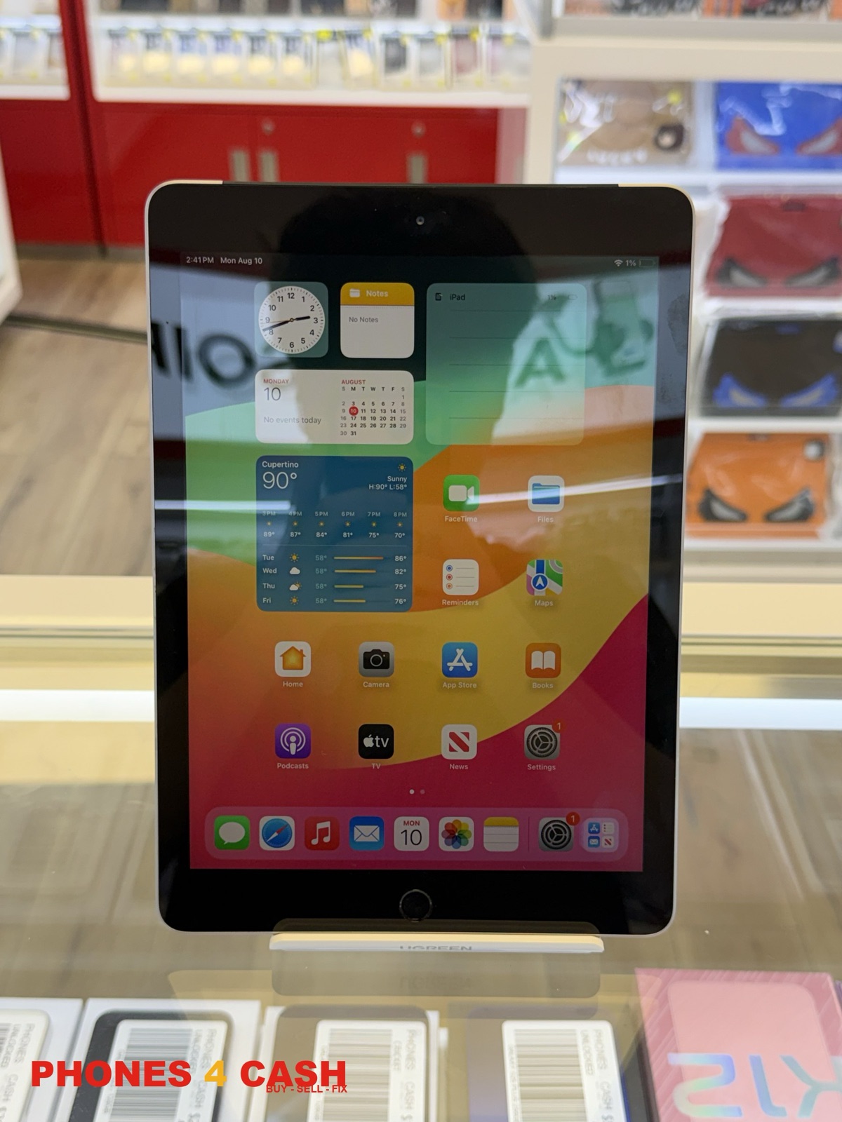 iPad (6th Gen) - 32GB Wi-Fi + Cellular