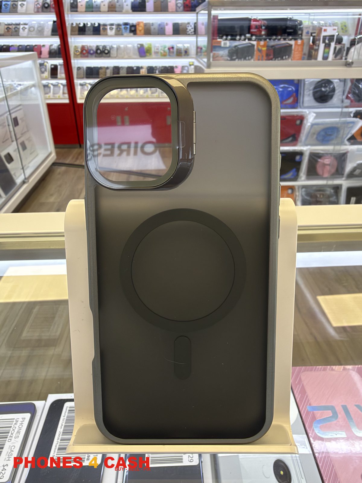 iPhone 16 Plus Case - Frosted MagSafe Smoke
