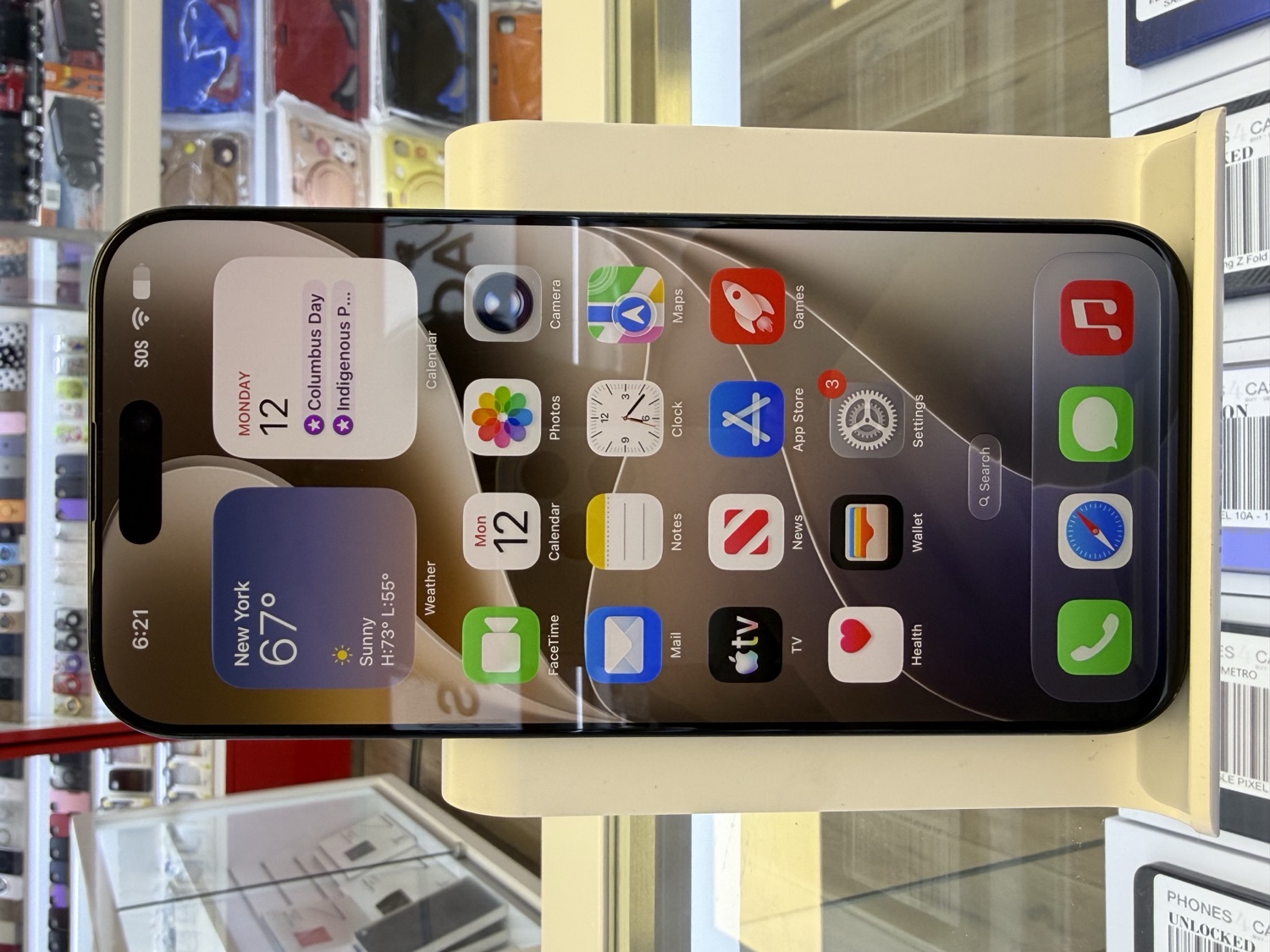 iPhone 16 Pro Max - 256GB Black Titanium (Unlocked)