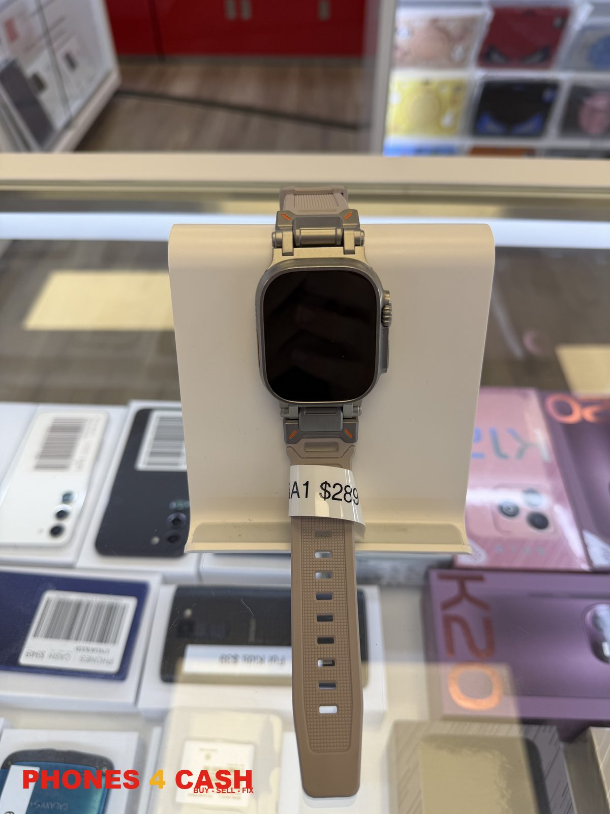 Apple Watch Ultra - 49mm Titanium (GPS + Cellular)