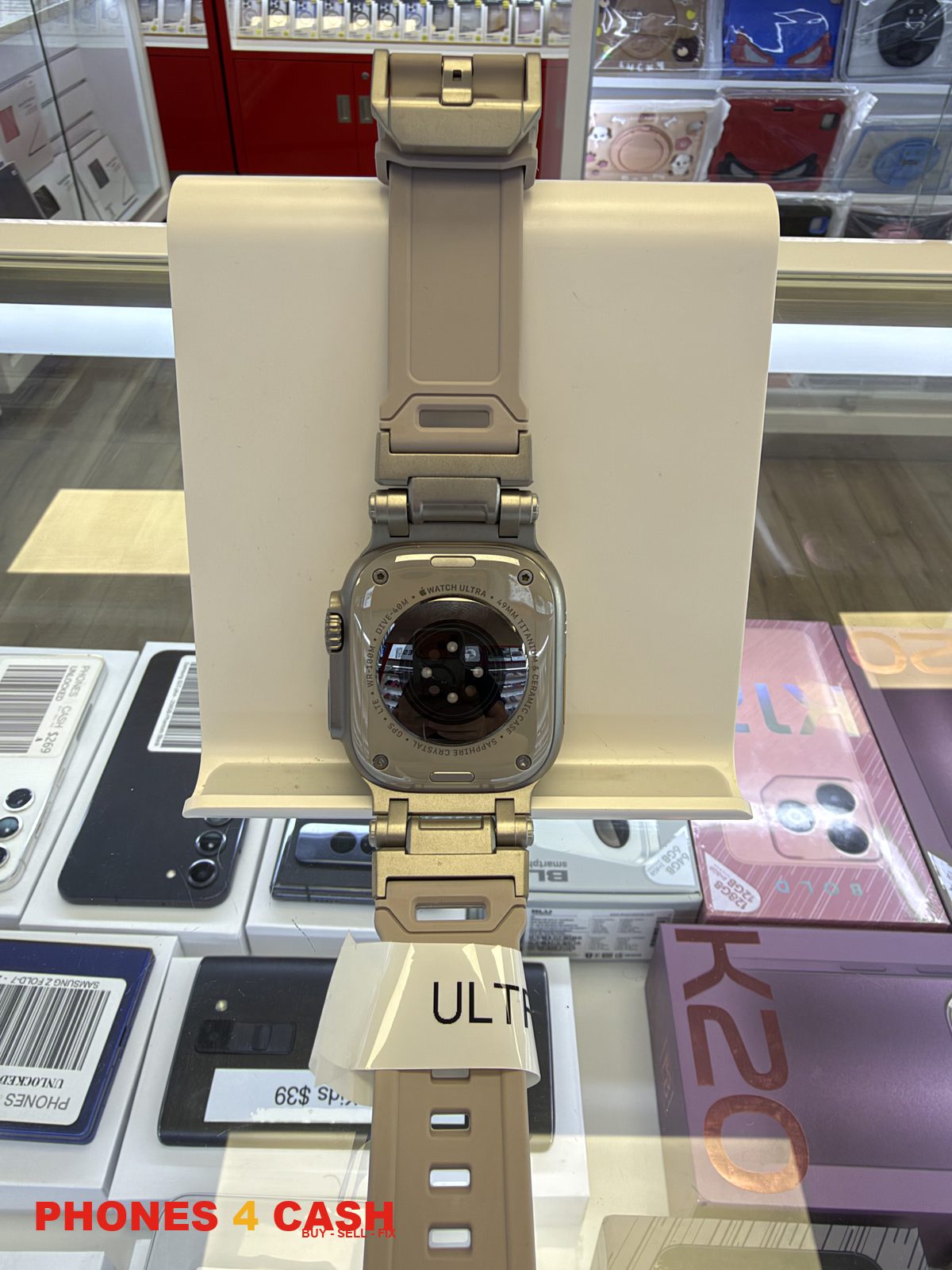 Apple Watch Ultra - 49mm Titanium (GPS + Cellular)