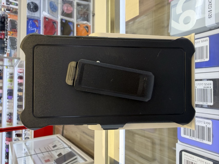 iPhone 14 & 15 Plus Case - Rugged Holster with Belt Clip - Black