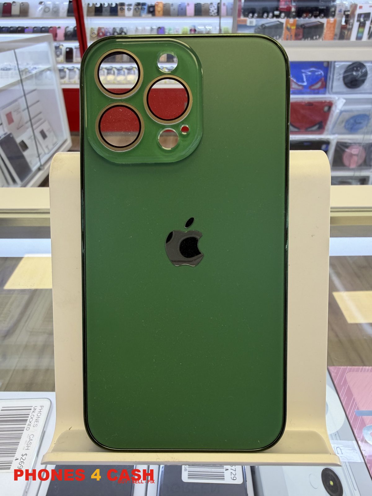 iPhone 13 Pro Case - Frosted MagSafe (Green)