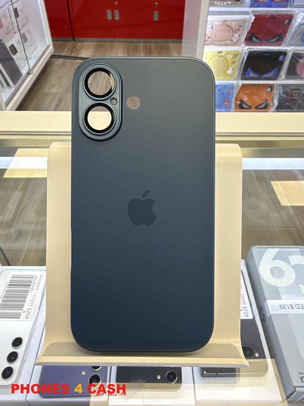 iPhone 17 Case - Design 05