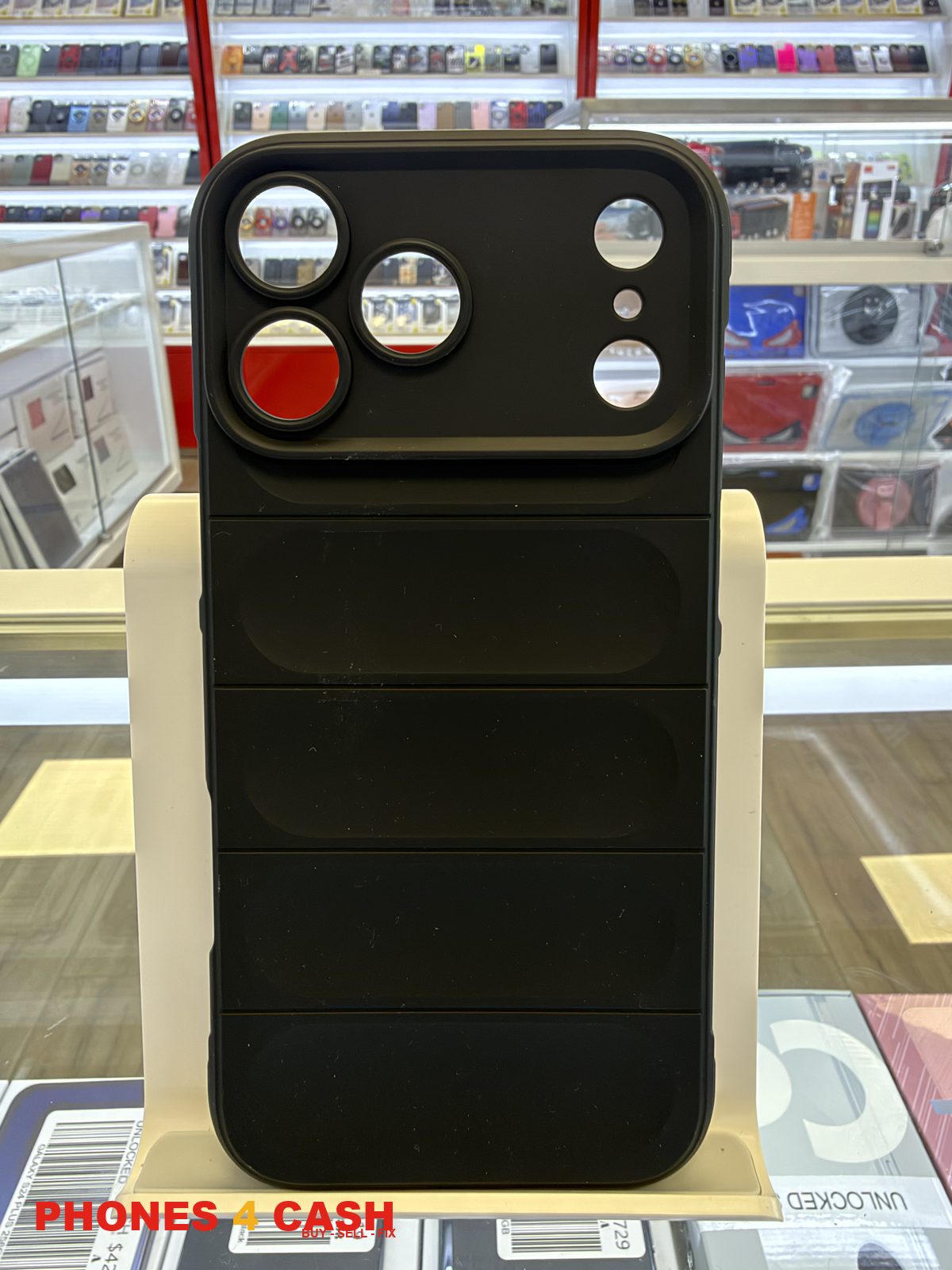 iPhone 17 & 18 Pro Max Case - Black Quilted